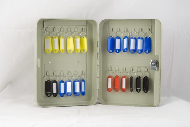 hf250c-24k-key-cabinet-7mm-steel-plate-for-24-keys-with-tags-25018075